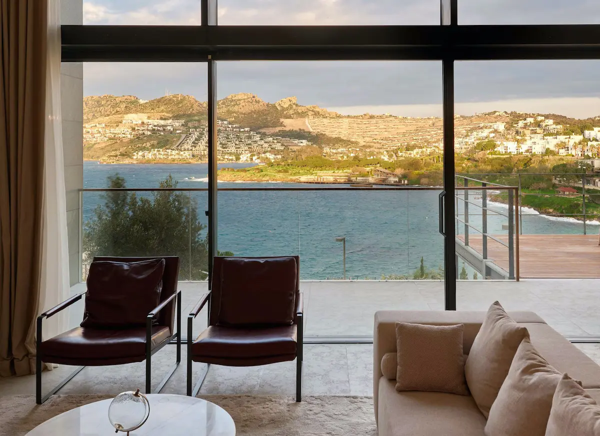 Sea view lounge